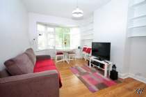 Main Photo of a 2 bedroom  Maisonette for sale