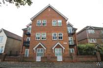 Main Photo of a 2 bedroom  Flat for sale