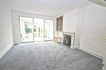 Main Photo of a 4 bedroom  Detached House to rent