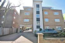 Main Photo of a 1 bedroom  Flat for sale