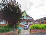 Main Photo of a 8 bedroom  Semi Detached House to rent