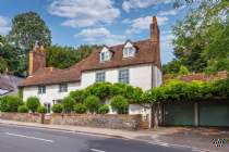 Main Photo of a 5 bedroom  Semi Detached House for sale