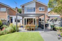 Main Photo of a 3 bedroom  Link Detached House for sale