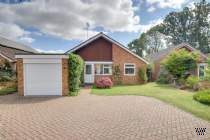 Main Photo of a 3 bedroom  Bungalow for sale