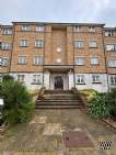 Main Photo of a 2 bedroom  Flat to rent