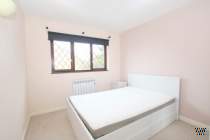 Main Photo of a 1 bedroom  Flat to rent