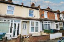 Main Photo of a 2 bedroom  Terraced House for sale