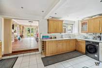 Main Photo of a 3 bedroom  Terraced House for sale