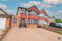 Main Photo of a 3 bedroom  Semi Detached House for sale