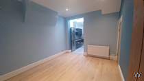 Main Photo of a 2 bedroom  Flat to rent