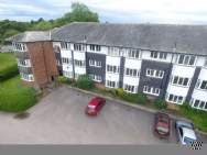 Main Photo of a 2 bedroom  Flat to rent