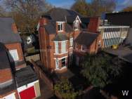 Main Photo of a 10 bedroom  House to rent