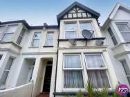 Main Photo of a 2 bedroom  Flat to rent