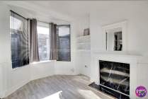 Main Photo of a 1 bedroom  Flat to rent