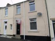 Main Photo of a 3 bedroom  Terraced House to rent