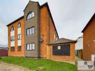 Main Photo of a 2 bedroom  Flat to rent