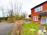 Main Photo of a 2 bedroom  Semi Detached House to rent