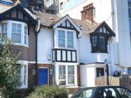 Main Photo of a 2 bedroom  Terraced House for sale