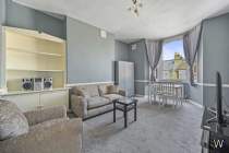 Main Photo of a 2 bedroom  Flat to rent