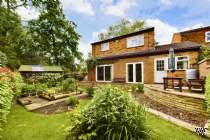 Main Photo of a 4 bedroom  Link Detached House for sale