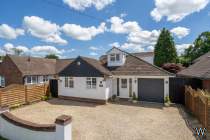 Main Photo of a 4 bedroom  Detached Bungalow for sale