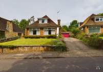 Main Photo of a 4 bedroom  Detached House for sale