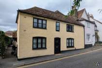 Main Photo of a 2 bedroom  Cottage for sale