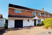 Main Photo of a 4 bedroom  Semi Detached House for sale