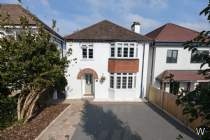 Main Photo of a 3 bedroom  Detached House for sale