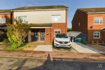 Main Photo of a 4 bedroom  Semi Detached House for sale