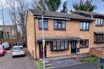 Main Photo of a 3 bedroom  End of Terrace House for sale