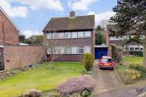 Main Photo of a 3 bedroom  Detached House for sale