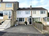 Main Photo of a 4 bedroom  Terraced House for sale