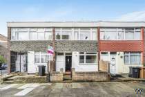 Main Photo of a 4 bedroom  Terraced House to rent