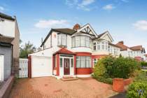 Main Photo of a 3 bedroom  Semi Detached House to rent