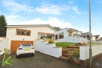 Main Photo of a 4 bedroom  Detached House for sale