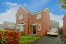 Main Photo of a 4 bedroom  Detached House for sale