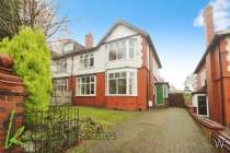 Main Photo of a 4 bedroom  Semi Detached House for sale