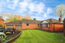 Main Photo of a 4 bedroom  Detached Bungalow for sale