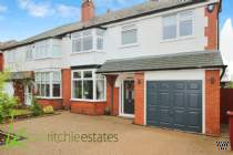 Main Photo of a 4 bedroom  Semi Detached House for sale