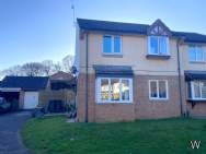 Main Photo of a 4 bedroom  Semi Detached House for sale