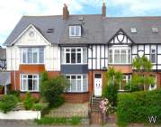 Main Photo of a 5 bedroom  Terraced House for sale