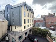 Main Photo of a 2 bedroom  Flat for sale