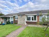 Main Photo of a 2 bedroom  Bungalow for sale