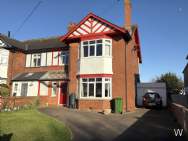 Main Photo of a 4 bedroom  Semi Detached House for sale