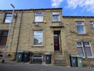 Main Photo of a 4 bedroom  Terraced House for sale