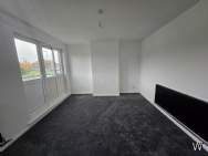 Main Photo of a 3 bedroom  Flat to rent