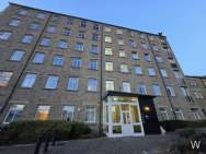 Main Photo of a 2 bedroom  Flat to rent