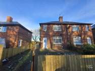 Main Photo of a 4 bedroom  Semi Detached House to rent