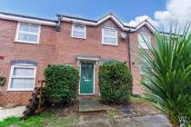 Main Photo of a 3 bedroom  Town House to rent